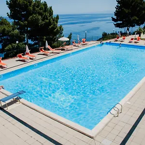 https://camping-village-rais-gerbi.sicilyhotelsitaly.net